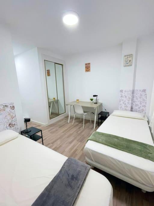 Modern Apartment In Malaga - Rosas エクステリア 写真